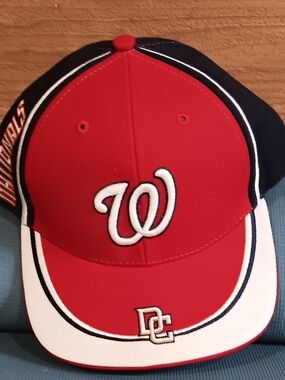 Washington Nationals Red & Navy Baseball Cap  NWOT